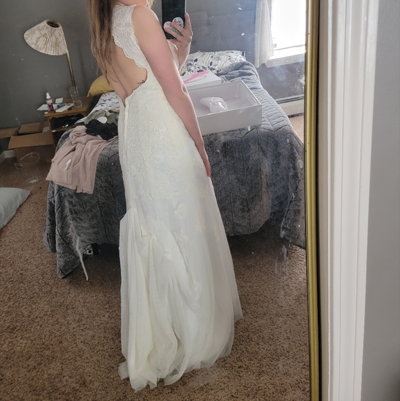 David's Bridal Lace Fit and Flare Wedding Gown - Picture 3 of 5